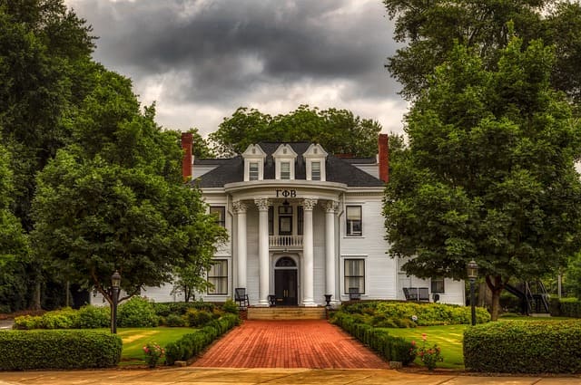 university-of-georgia-g53304bd3f_640.jpg