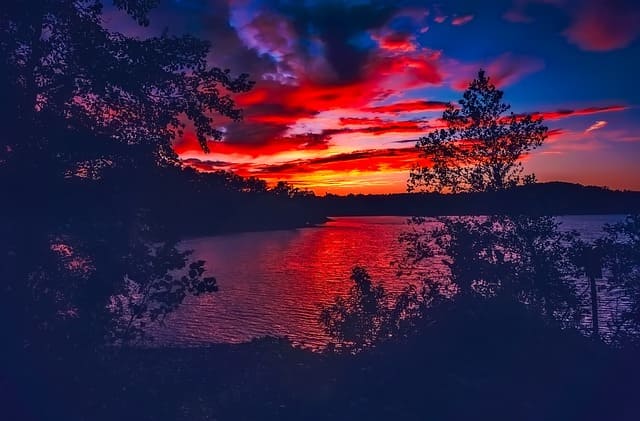lake-lanier-g6b6094234_640.jpg