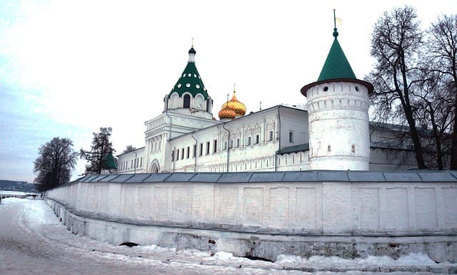 kostroma-g24372da8d_640.jpg